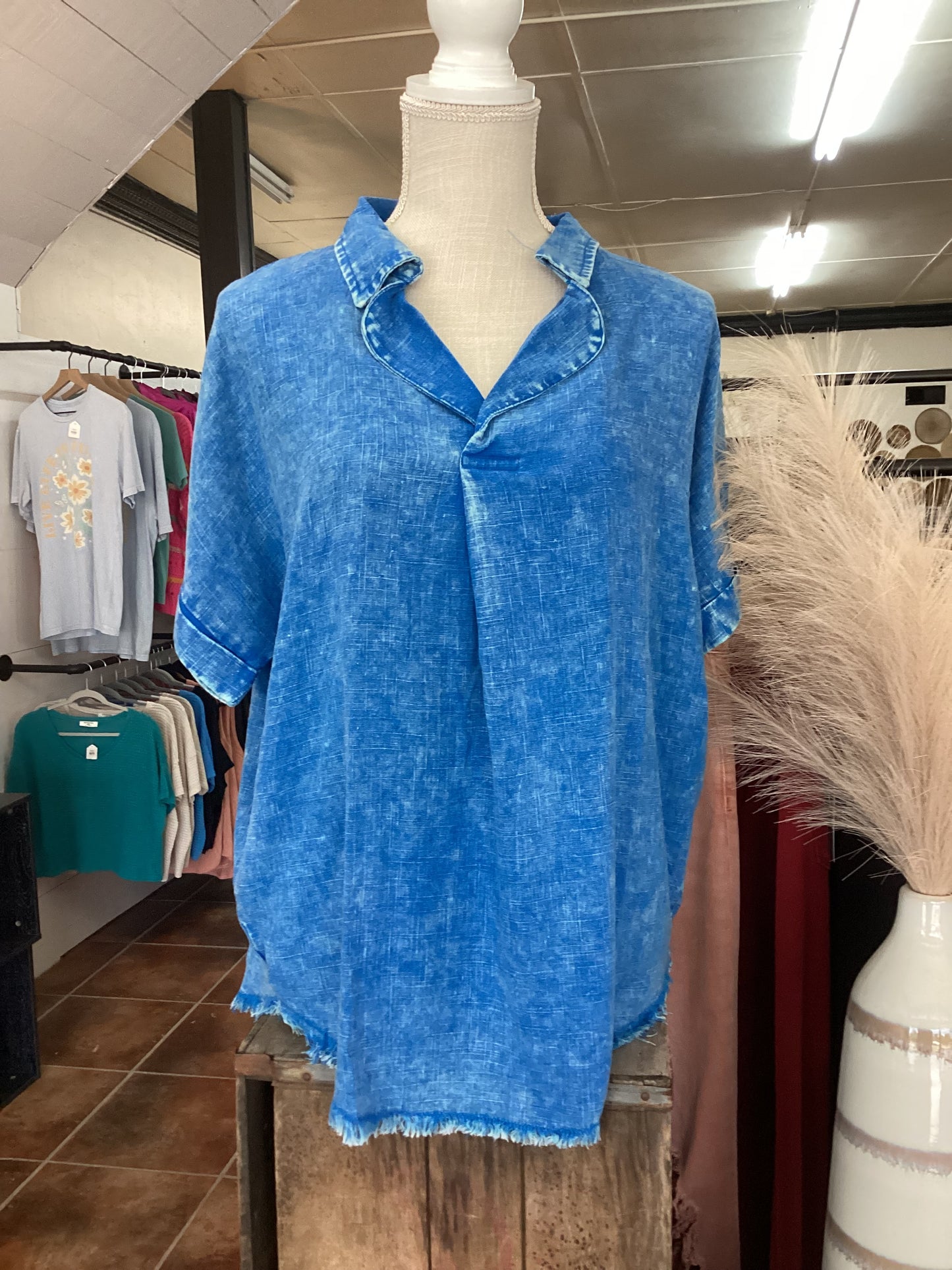 Washed Linen Raw Edge V-Neck Top