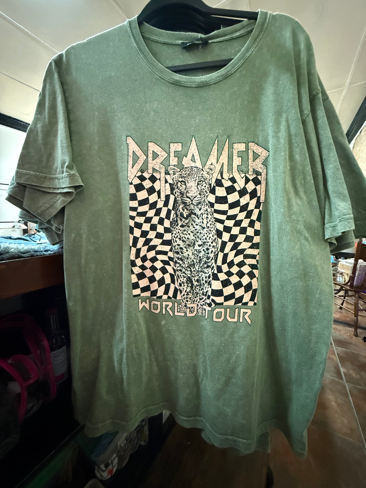 Dreamer World Tour Graphic